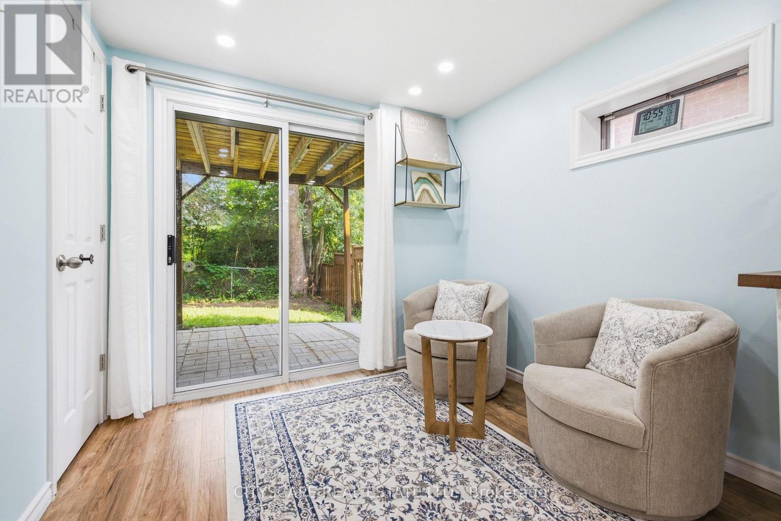 1143 WINDGROVE SQUARE - 28
