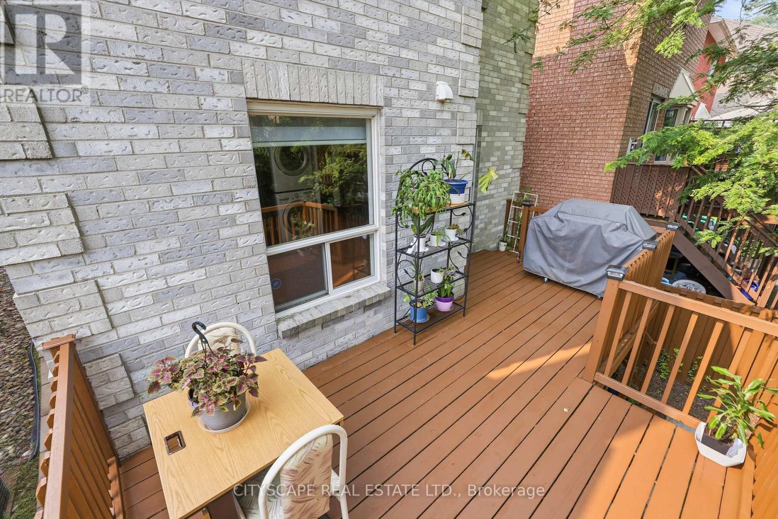 1143 WINDGROVE SQUARE - 36
