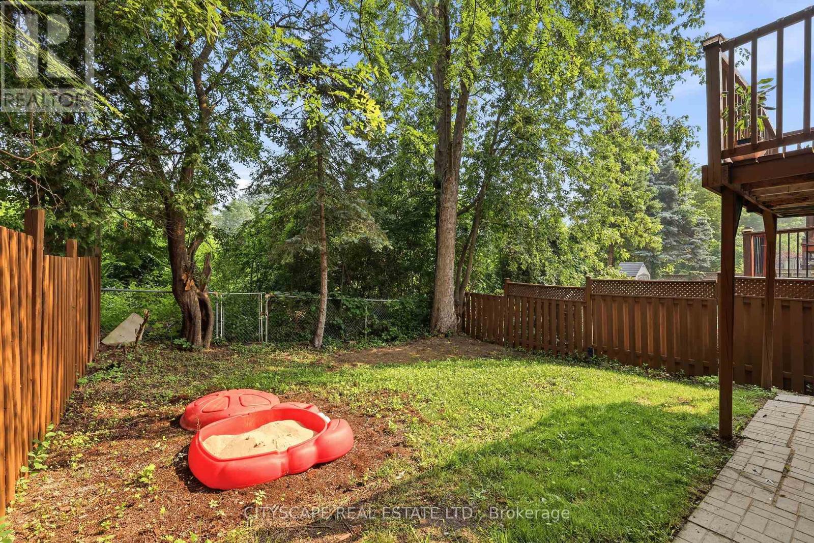 1143 WINDGROVE SQUARE - 40