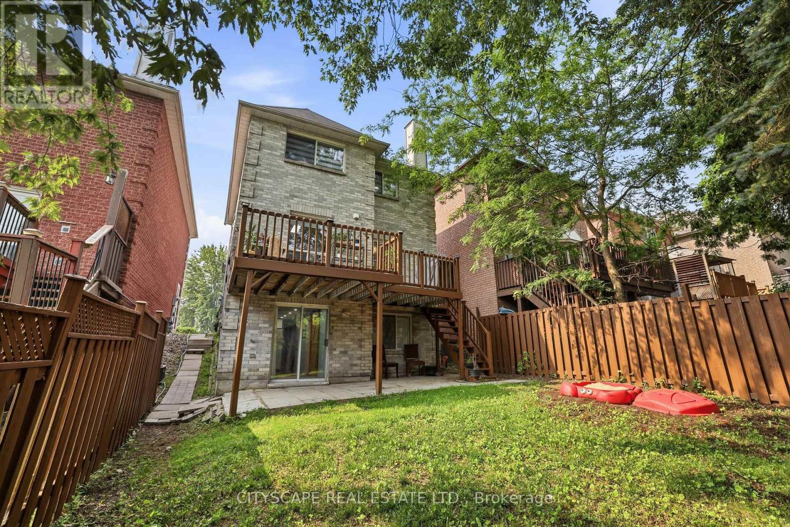 1143 WINDGROVE SQUARE - 41
