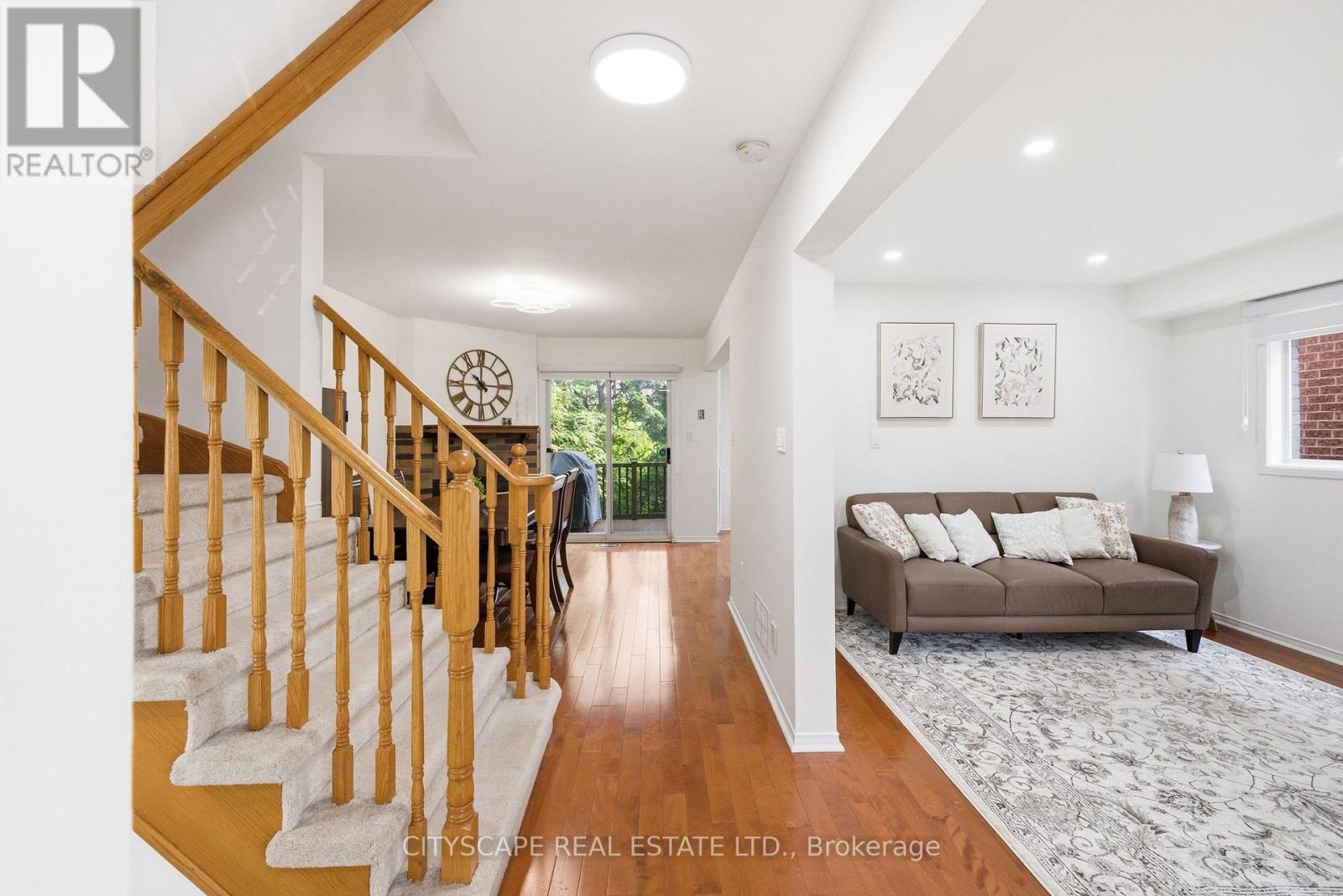 1143 WINDGROVE SQUARE - 9