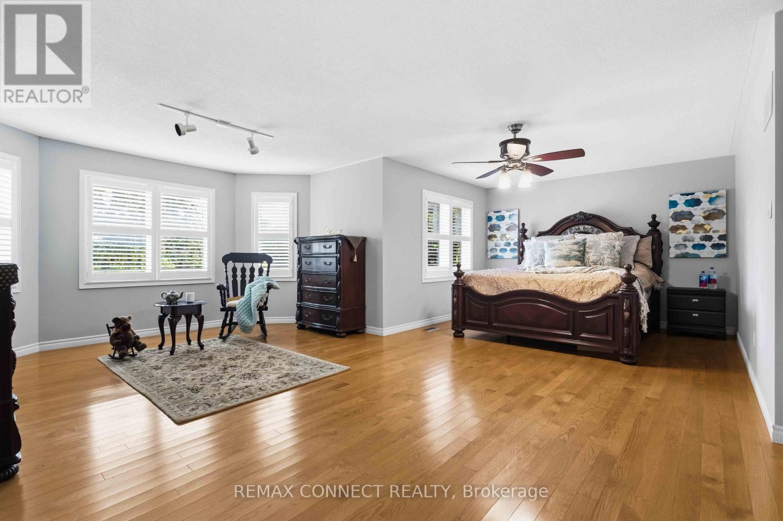 9 NETTLE'S COURT - 17