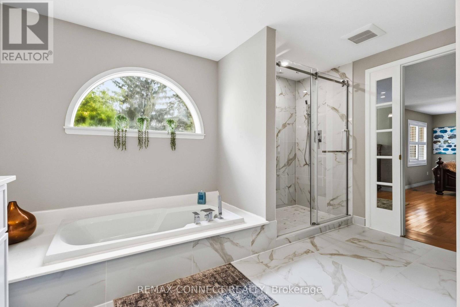 9 NETTLE'S COURT - 20