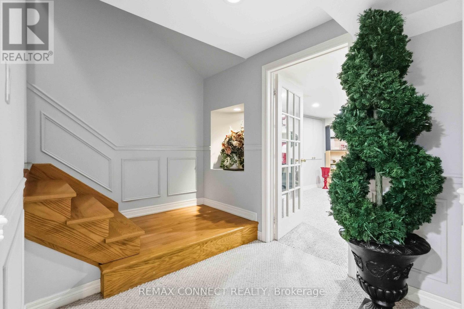 9 NETTLE'S COURT - 27