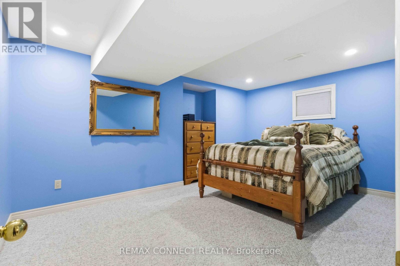 9 NETTLE'S COURT - 31