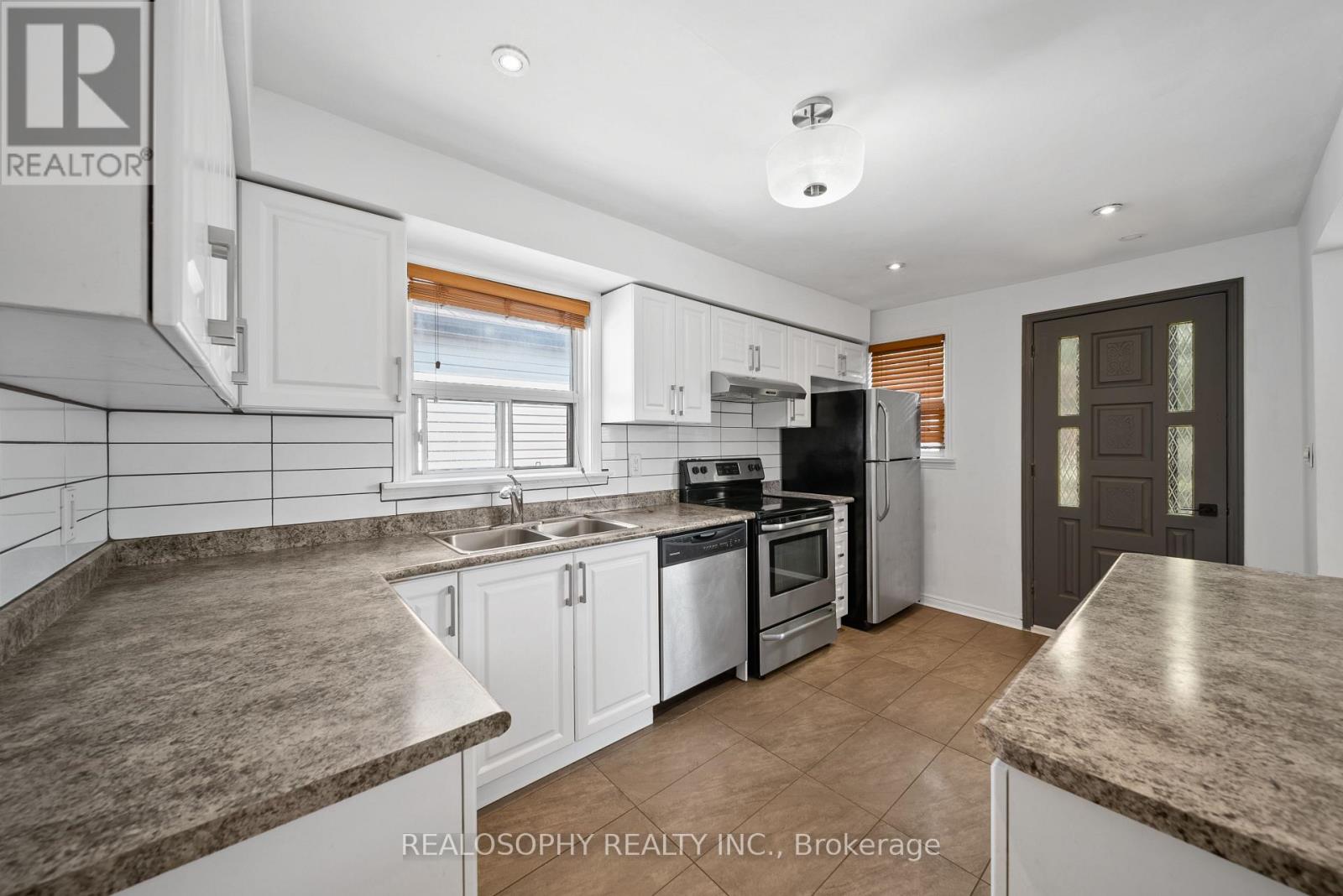 230 KENNEDY ROAD - Image 6