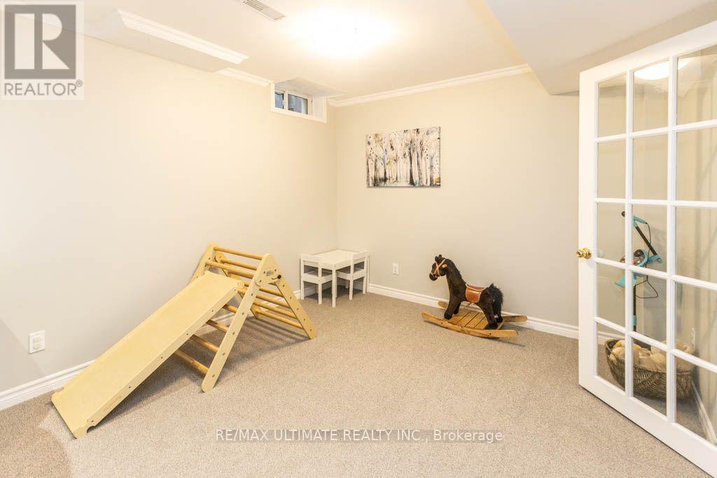 46 BEAUMARIS CRESCENT - Image 34