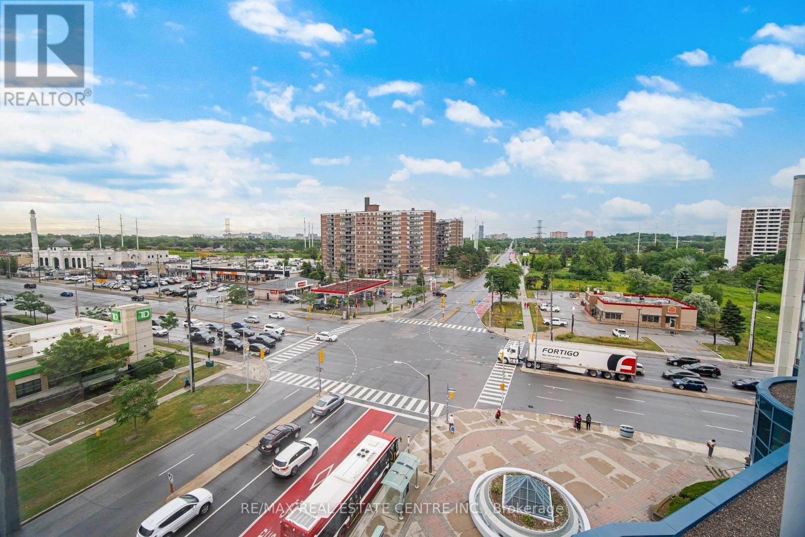#718 1470 MIDLAND AVENUE - 29
