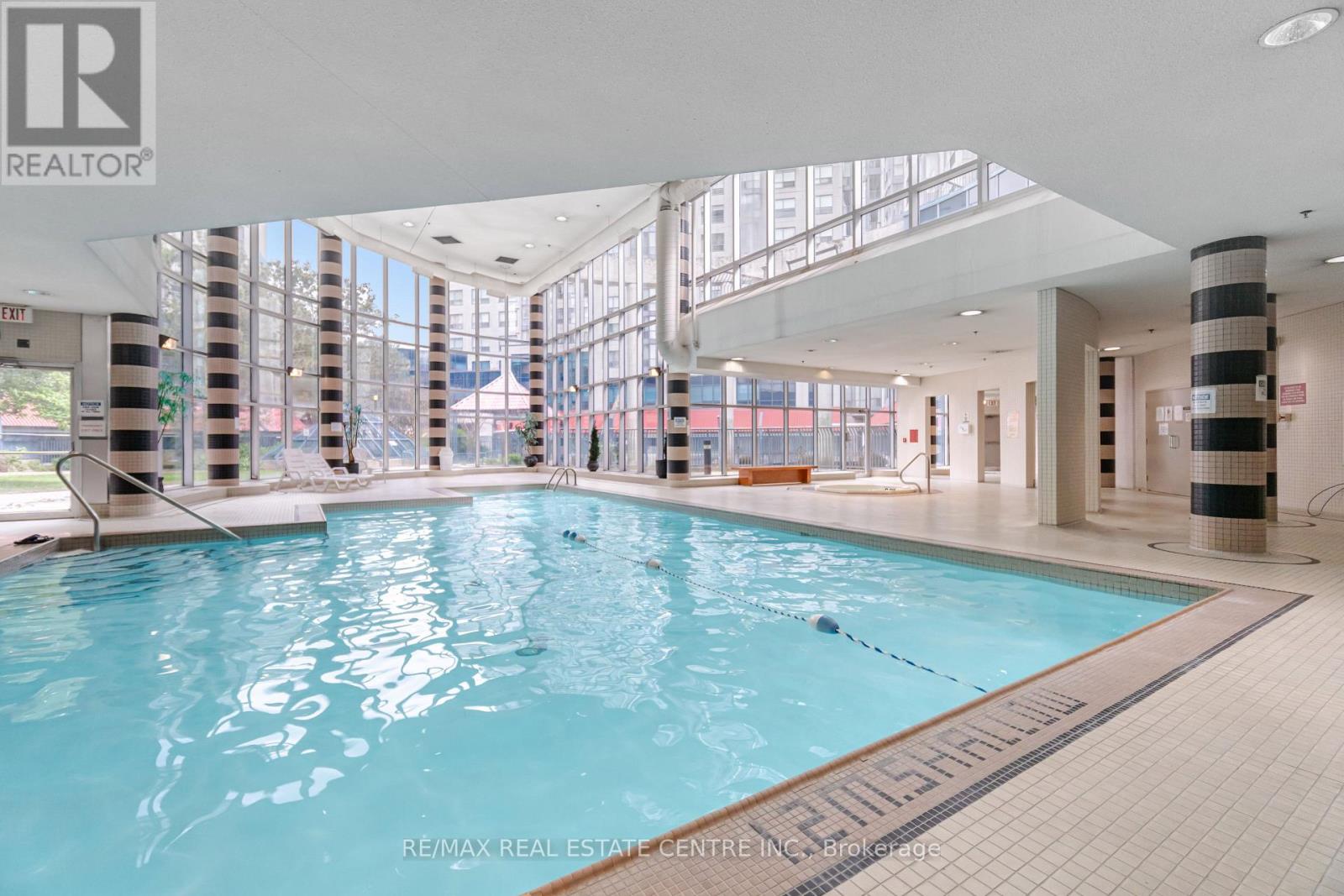 #718 1470 MIDLAND AVENUE - 37