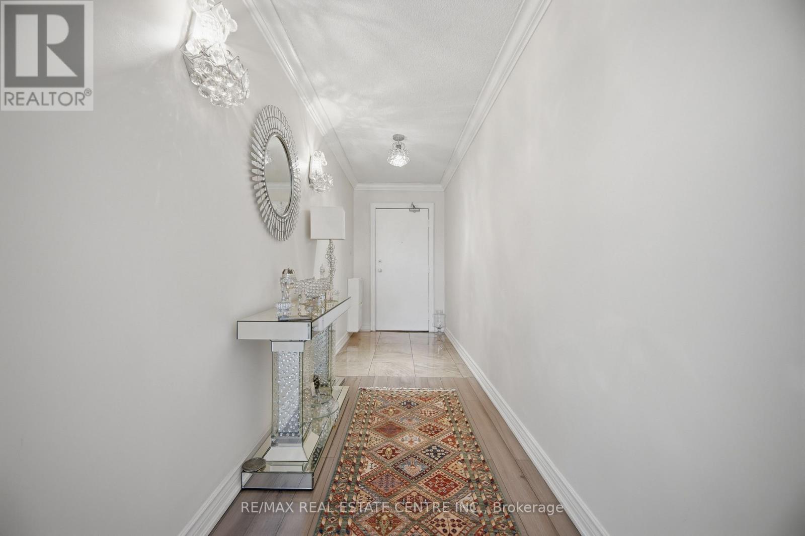 #718 1470 MIDLAND AVENUE - 5