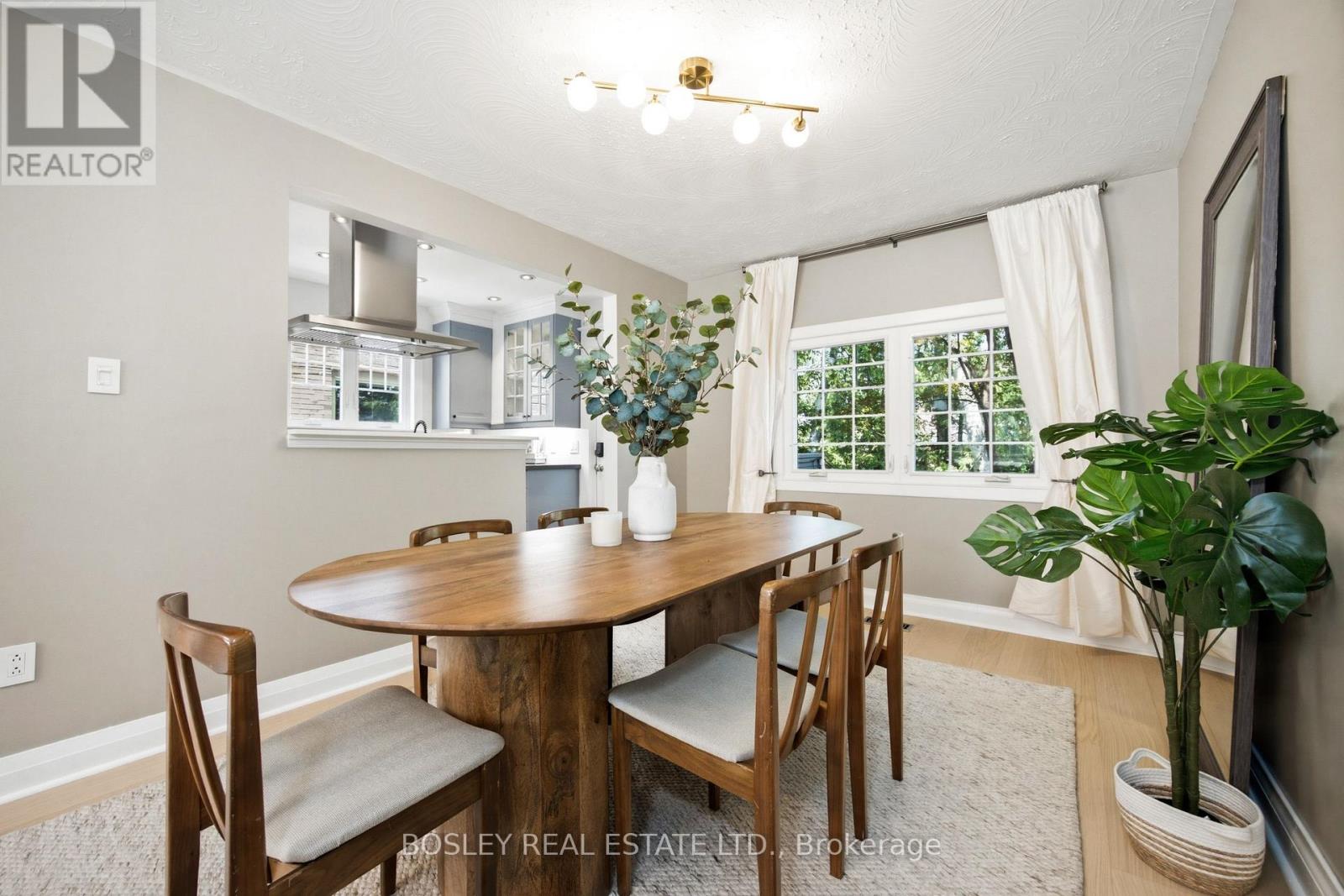 13 ALDRIDGE AVENUE - 12