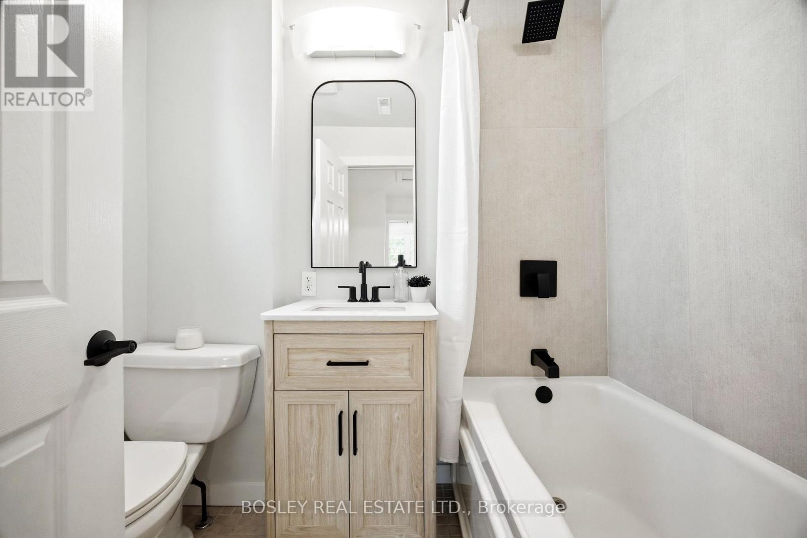 13 ALDRIDGE AVENUE - 21