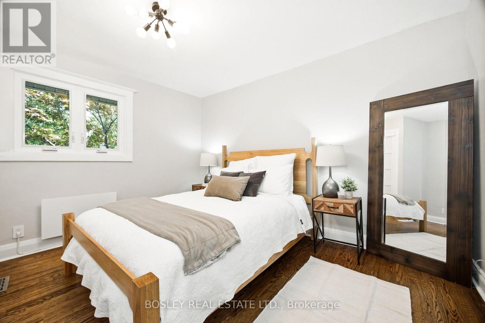 13 ALDRIDGE AVENUE - 22