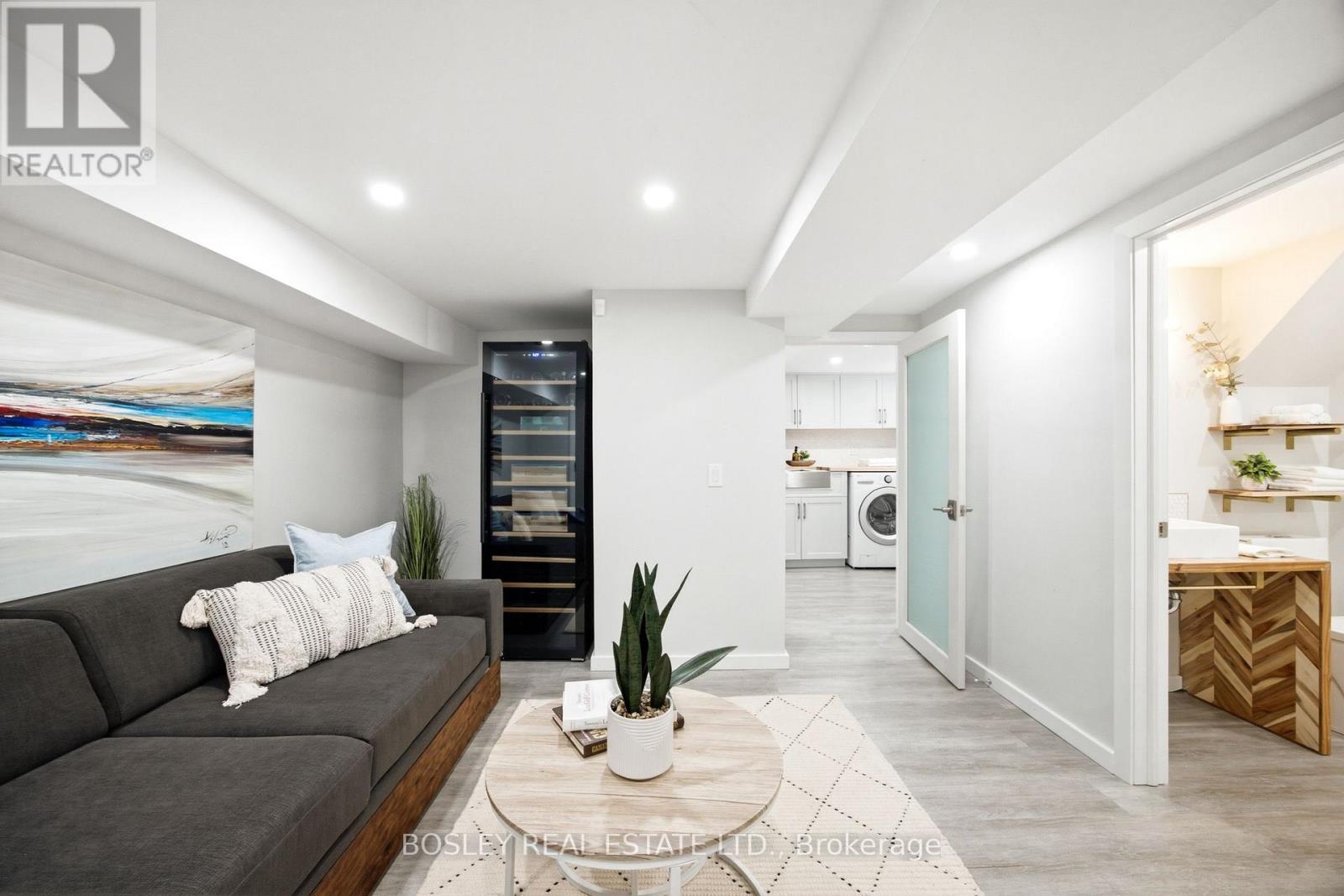 13 ALDRIDGE AVENUE - 31