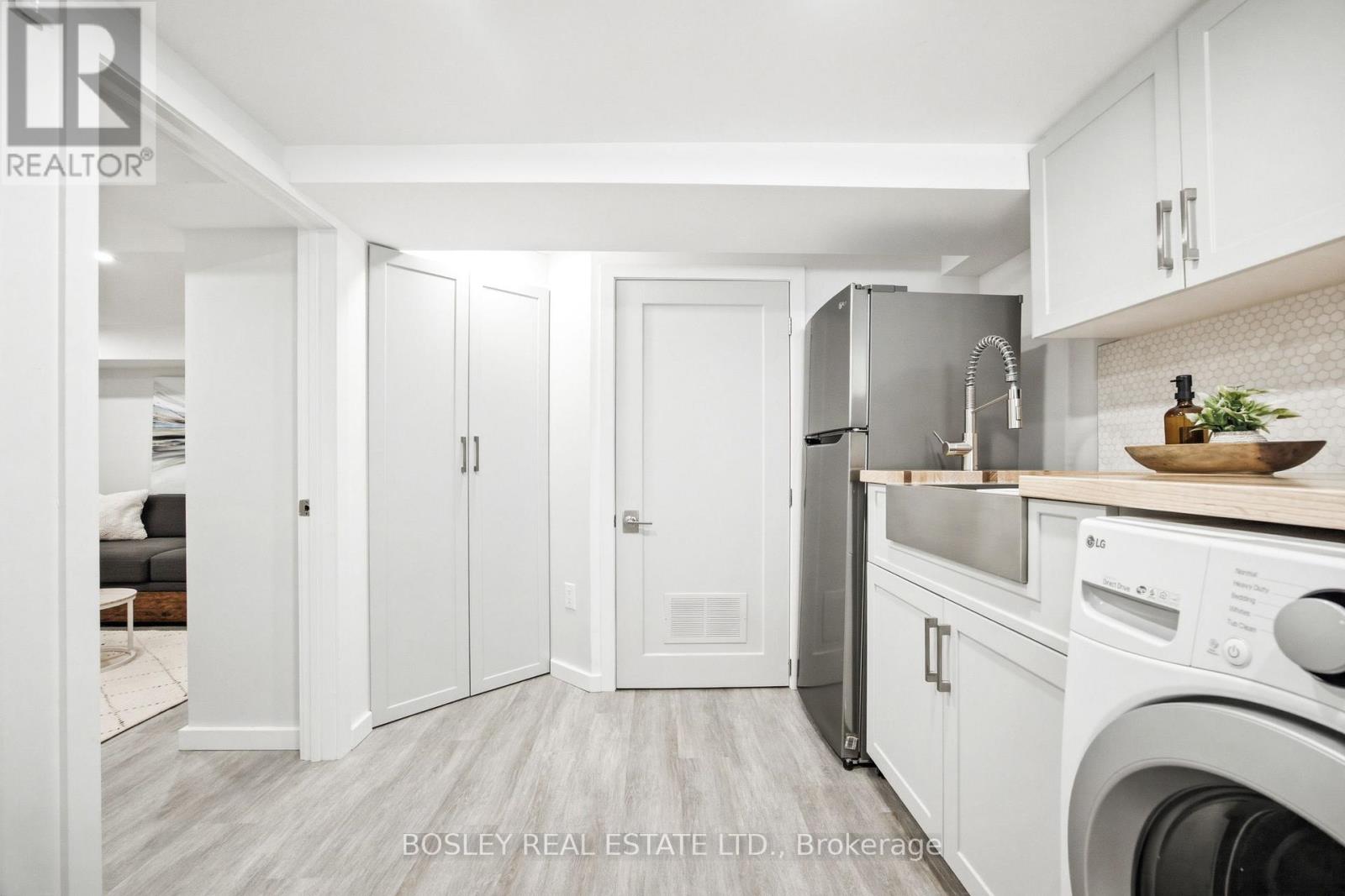 13 ALDRIDGE AVENUE - 37