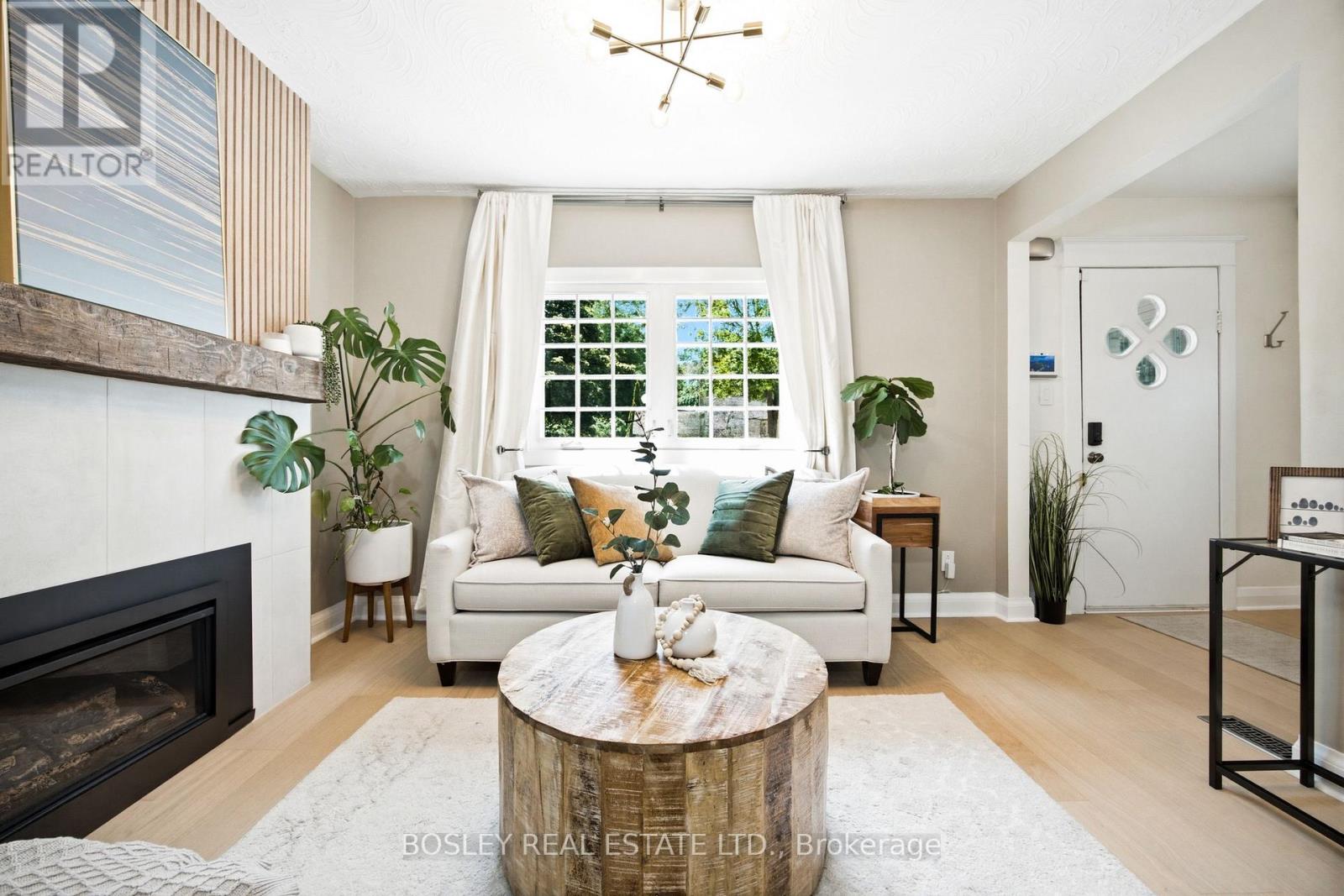 13 ALDRIDGE AVENUE - 8