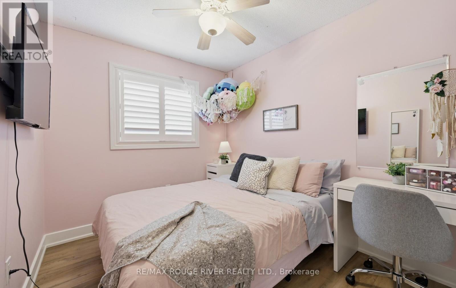79 SOMERSCALES DRIVE - 22