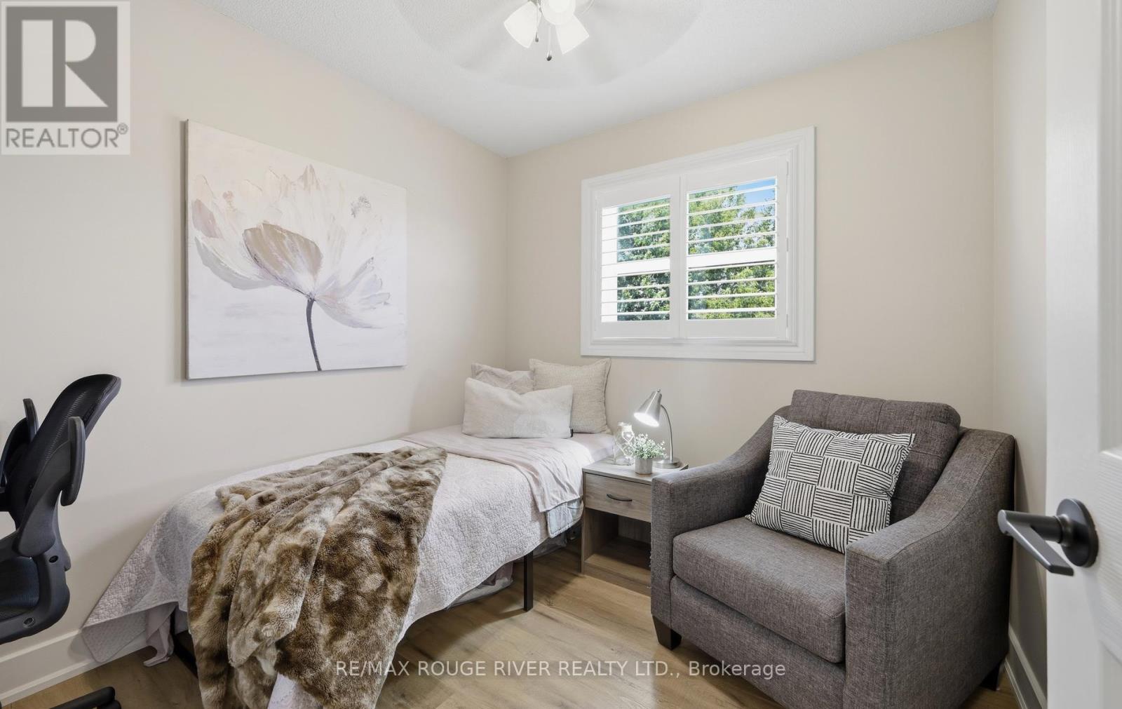 79 SOMERSCALES DRIVE - 24
