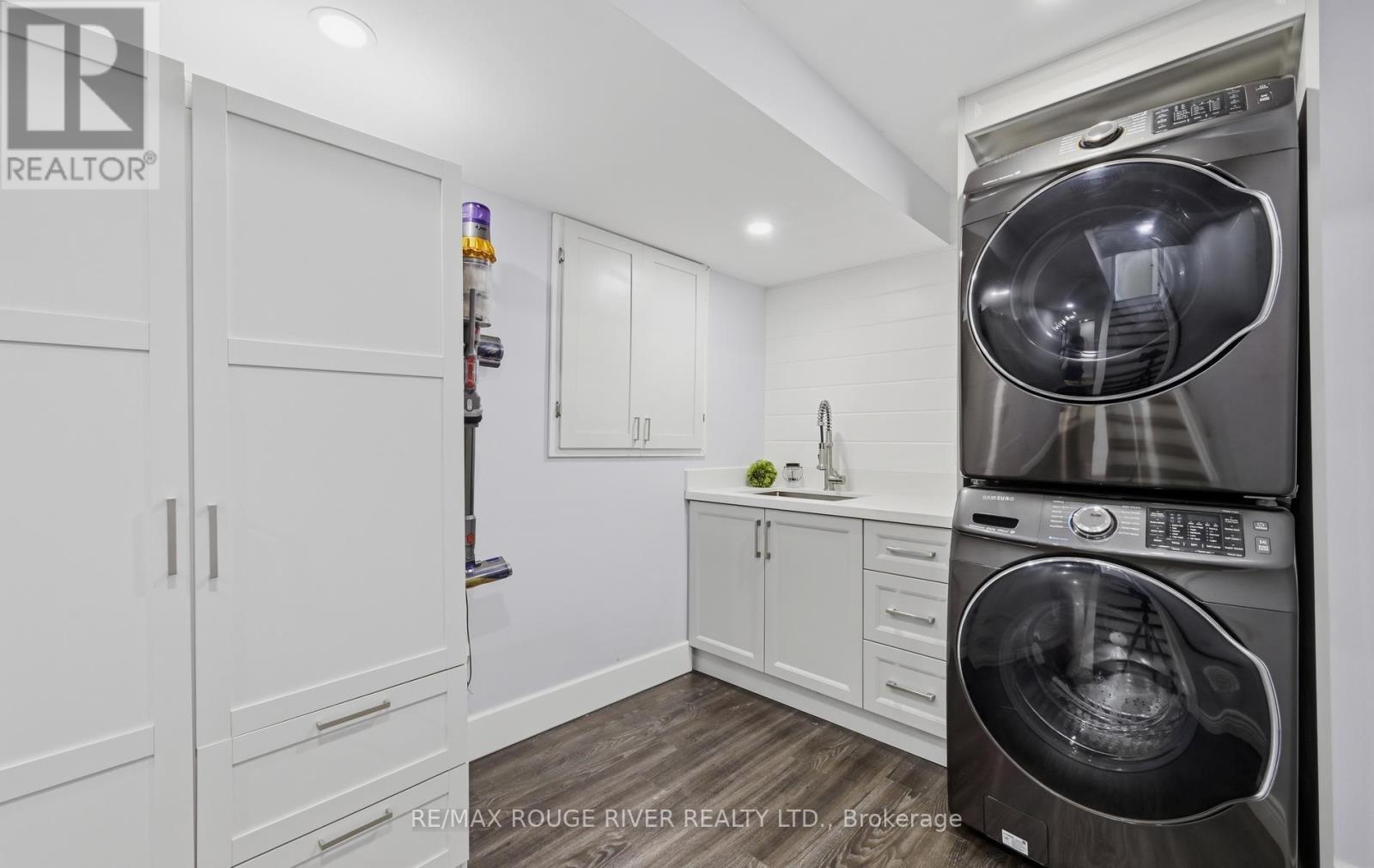 79 SOMERSCALES DRIVE - 31