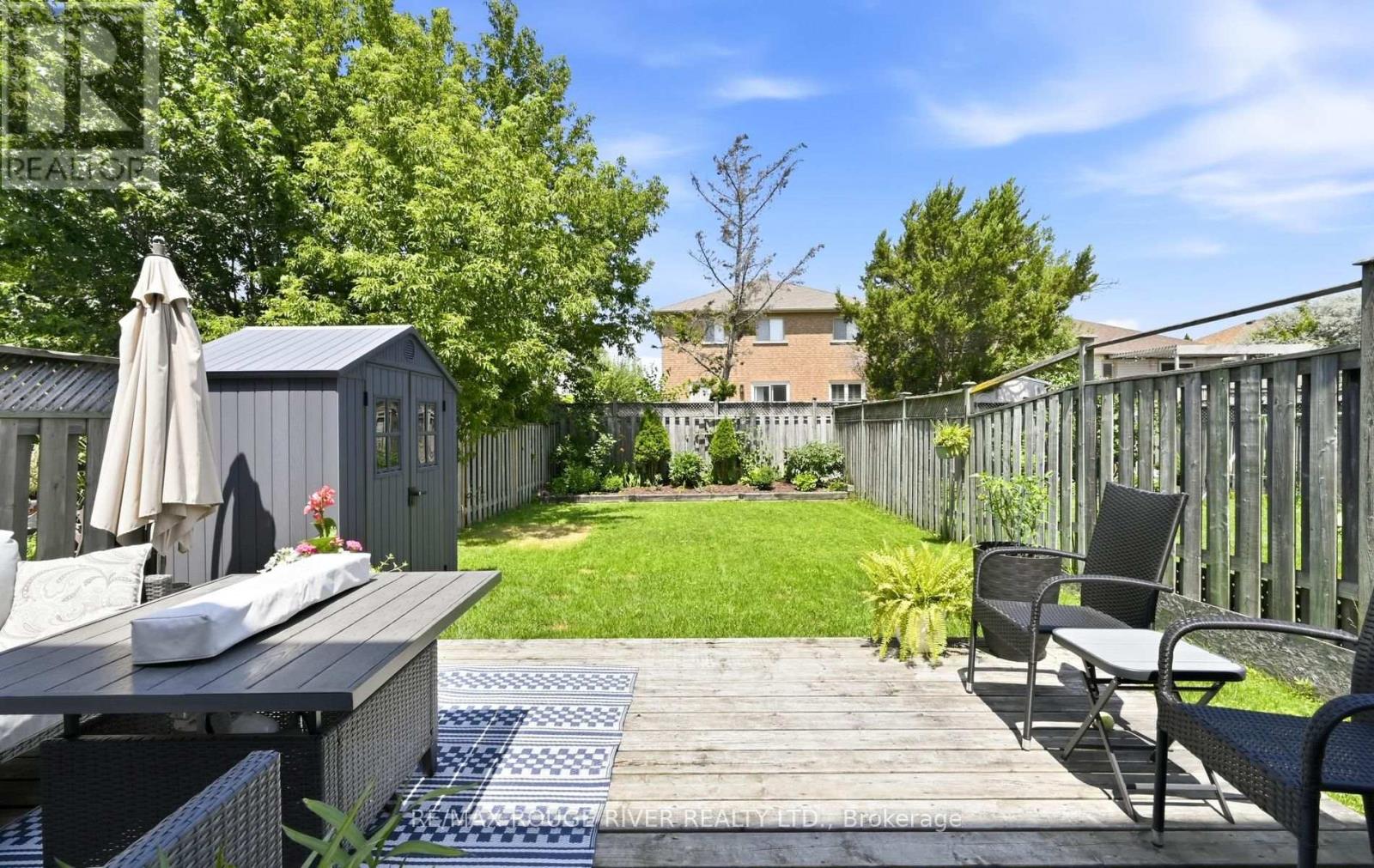 79 SOMERSCALES DRIVE - 33
