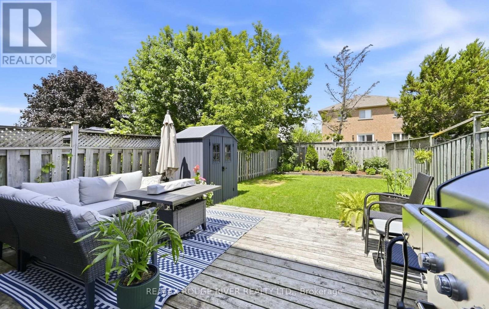79 SOMERSCALES DRIVE - 34