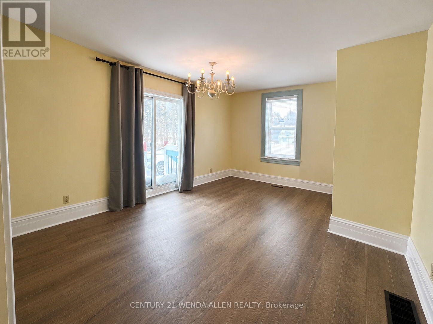 2925 HIGHWAY 2 ROAD - 44