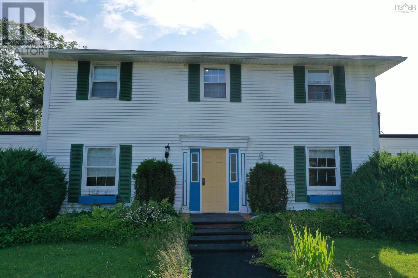 5226 Little Harbour Road - 5
