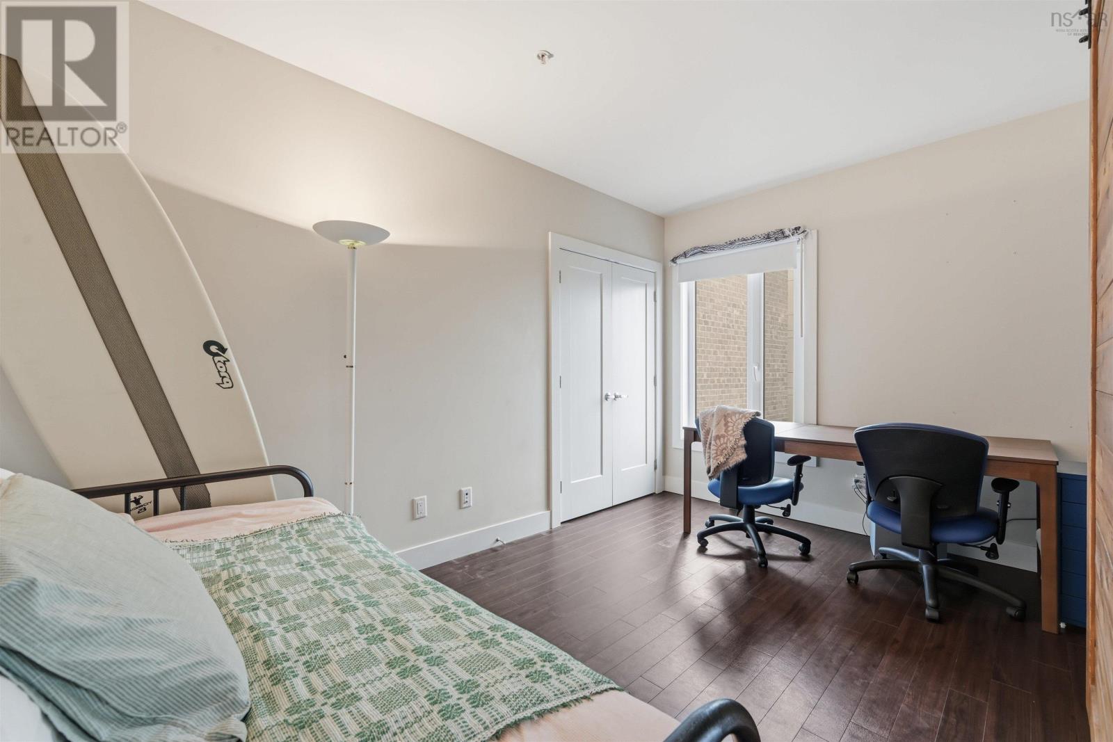 #405 5677 Harris Street - 12