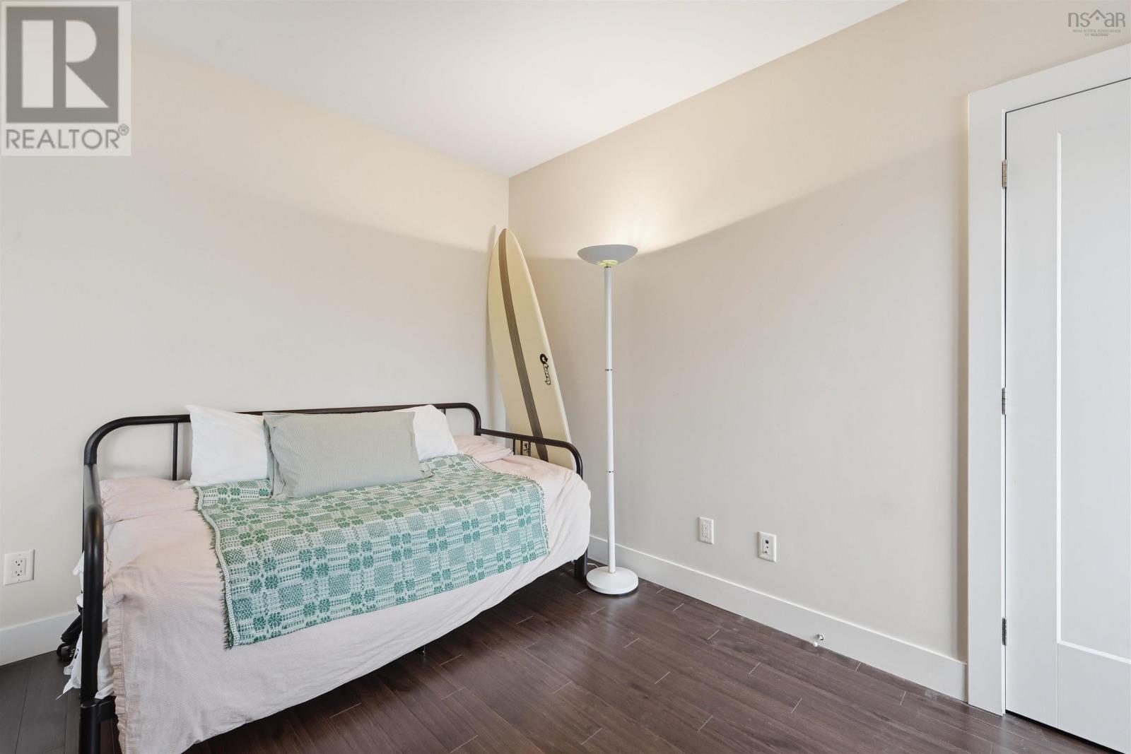 #405 5677 Harris Street - 11