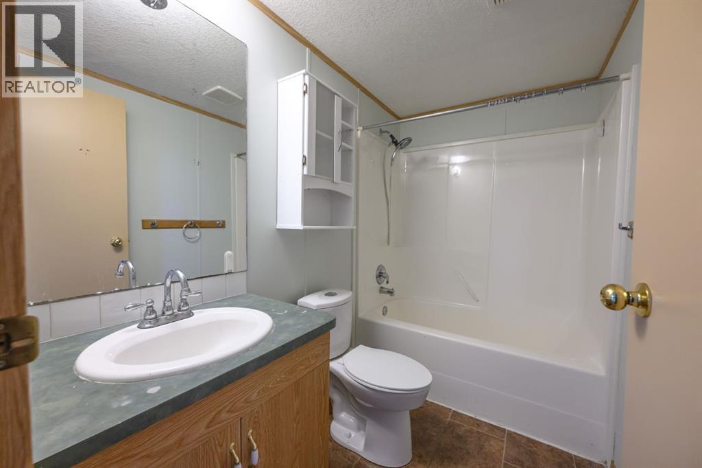 88B, 55011 714 Township - 25
