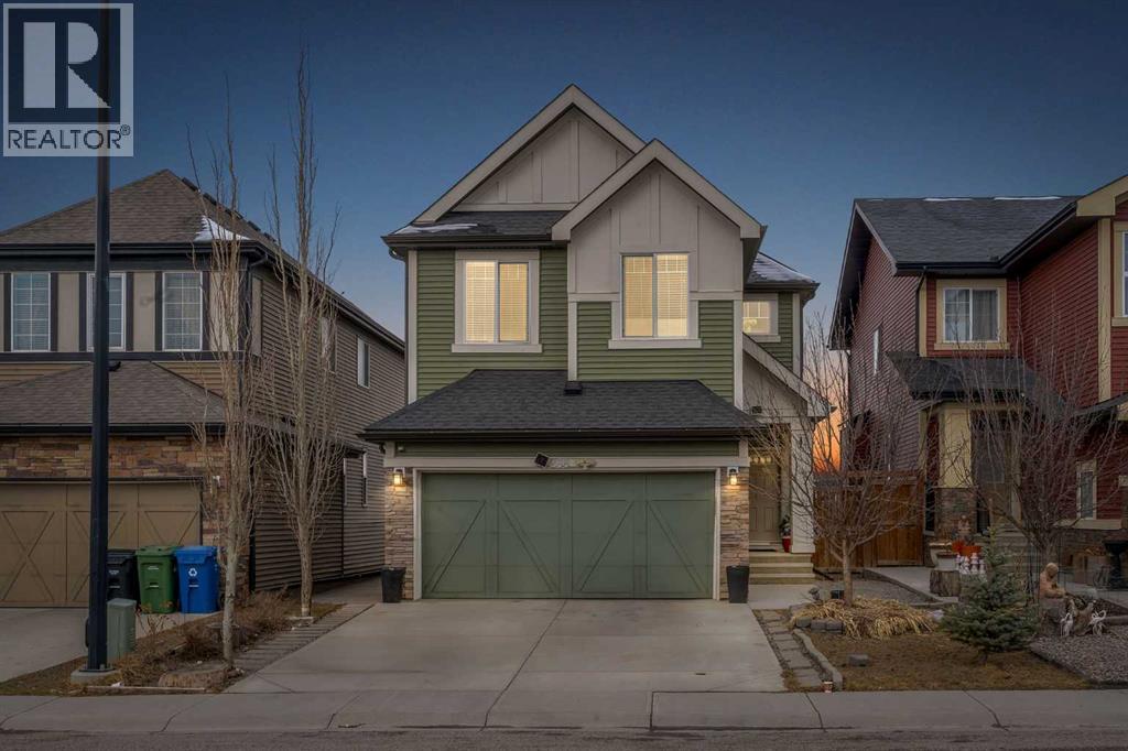 288 Evansborough Way NW - 2