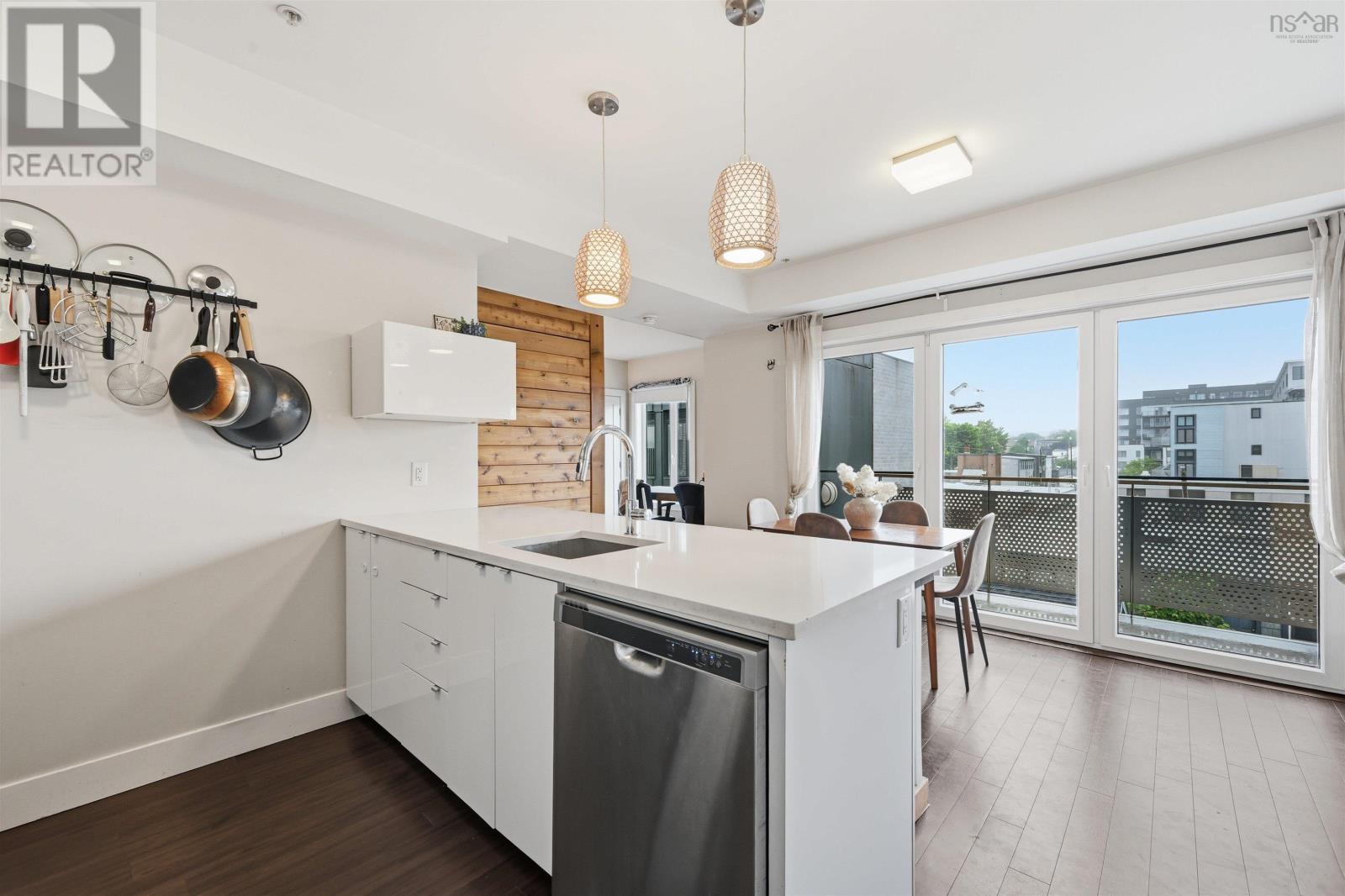 #405 5677 Harris Street - 6