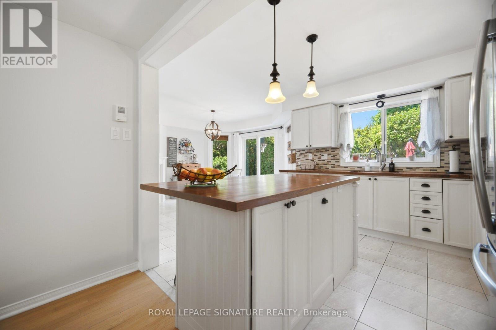 5390 MCFARREN BOULEVARD - 18