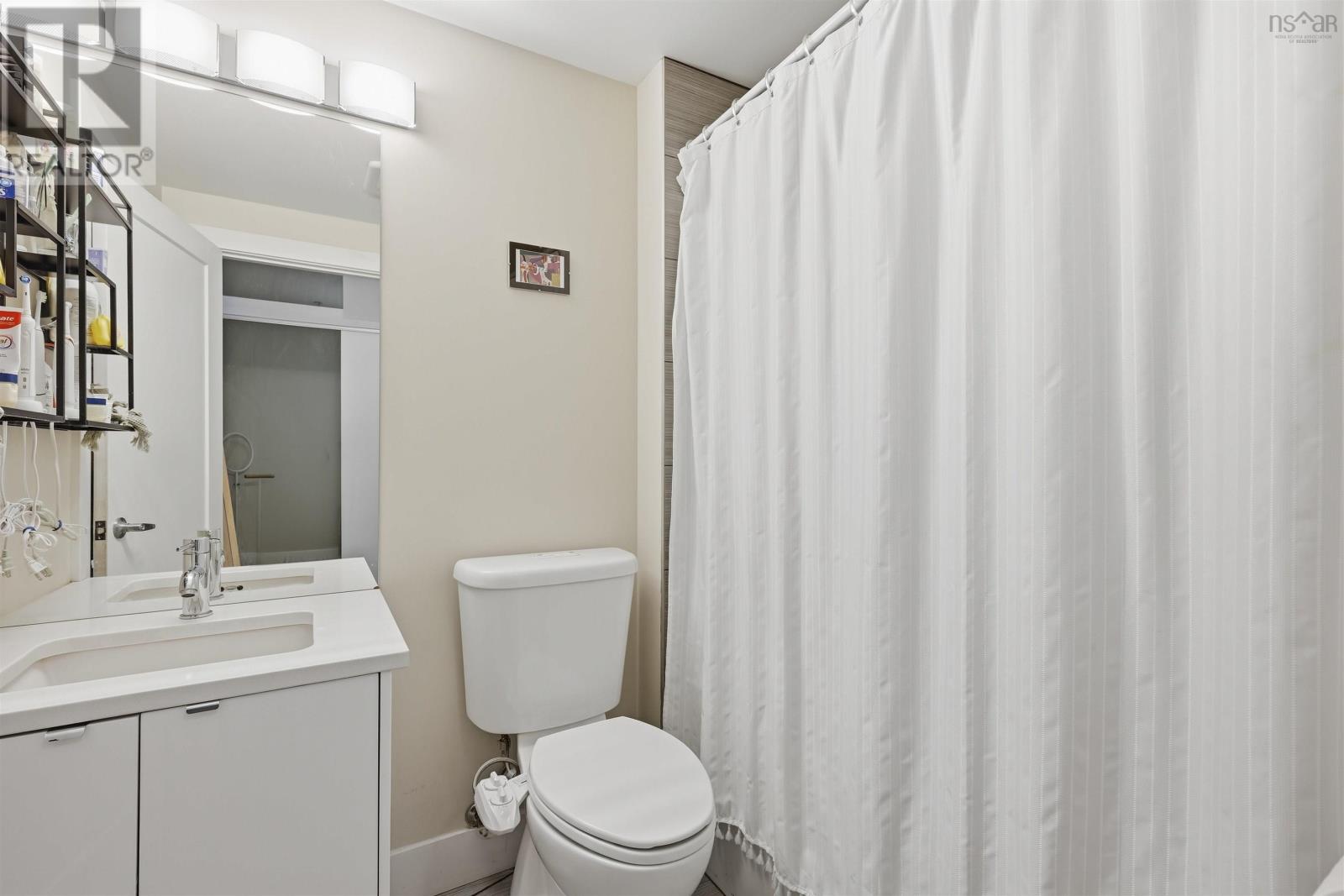 #405 5677 Harris Street - 15