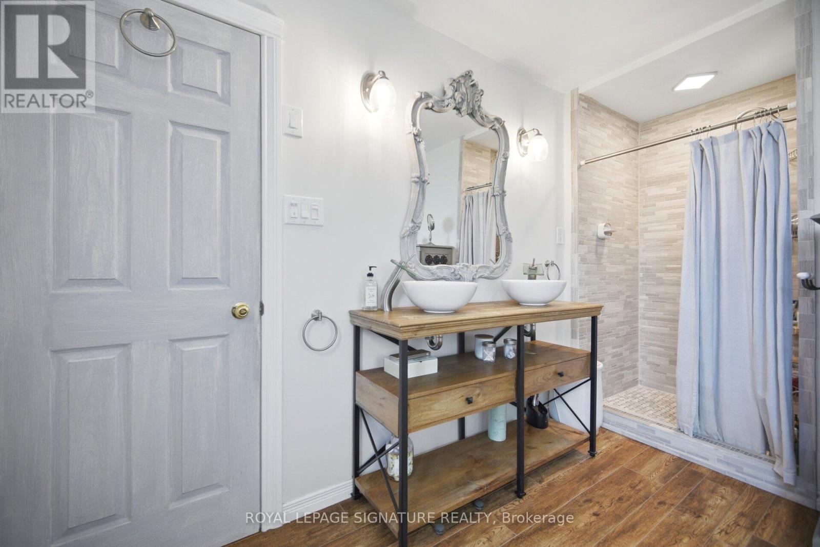5390 MCFARREN BOULEVARD - 33