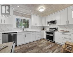 45 Island 2ml Island, Gravenhurst), ON P0E1G0 Photo 15