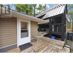 45 Island 2ml Island, Gravenhurst), ON P0E1G0 Photo 26