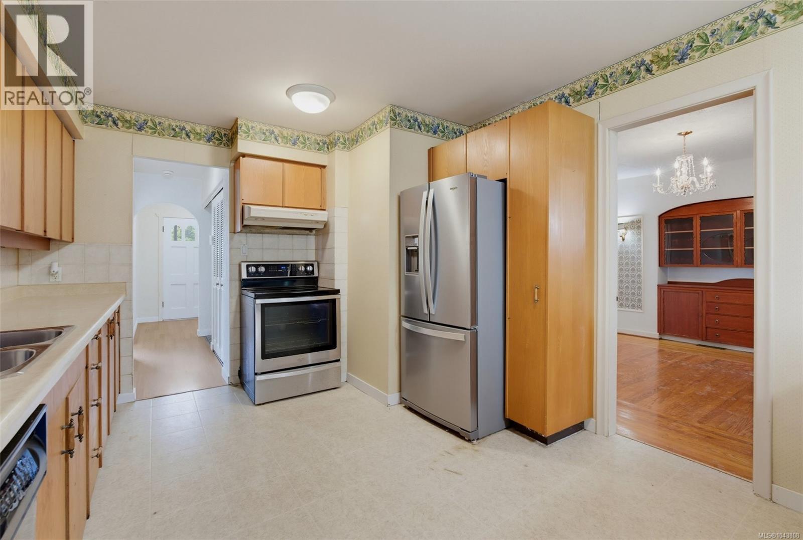 1790 Denman St - 14
