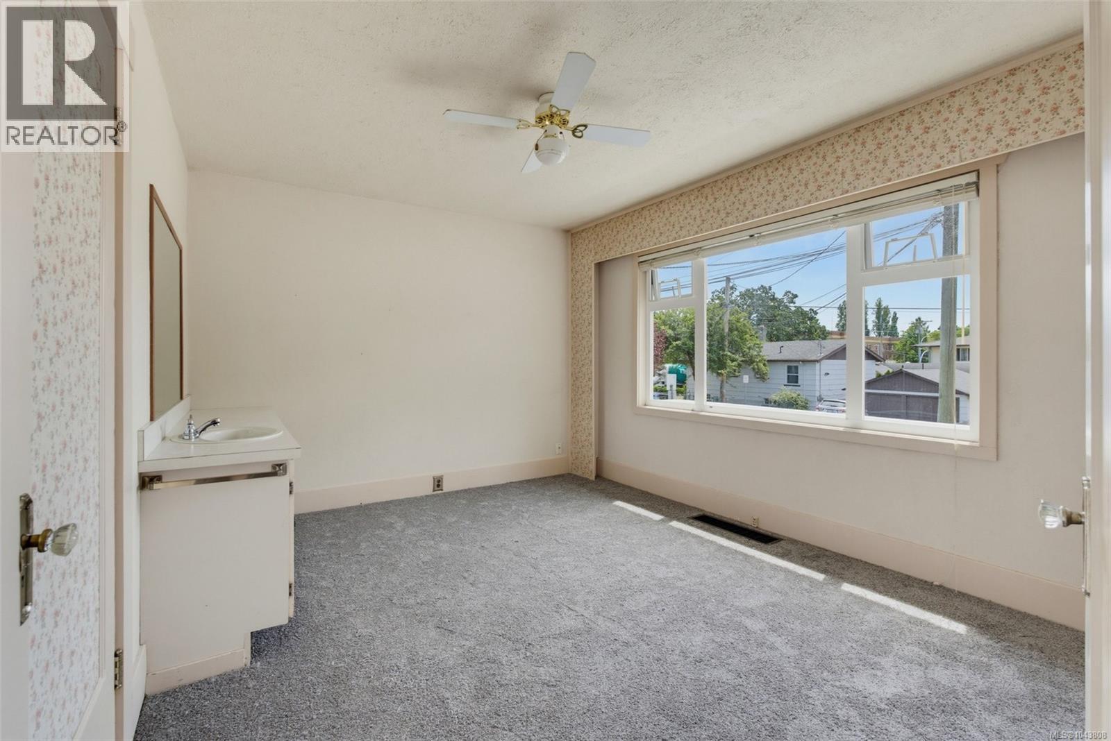 1790 Denman St - 18