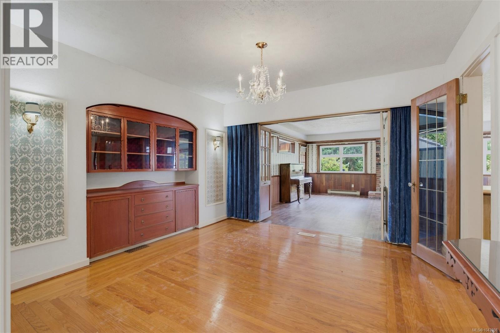 1790 Denman St - 8