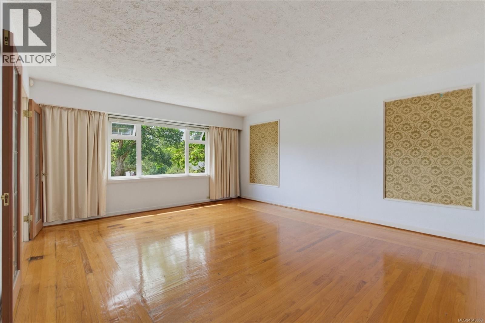 1790 Denman St - 7