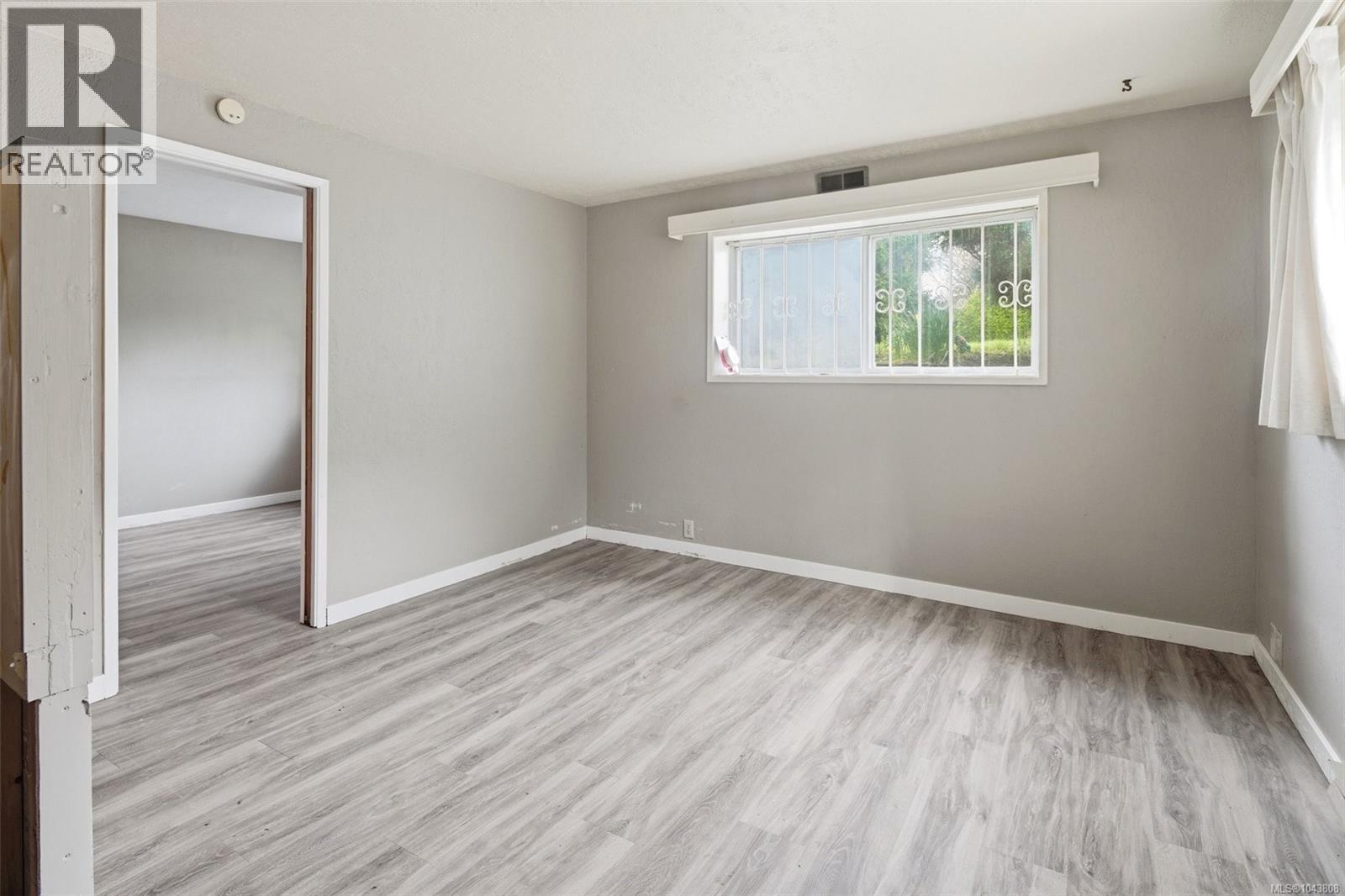 1790 Denman St - 19