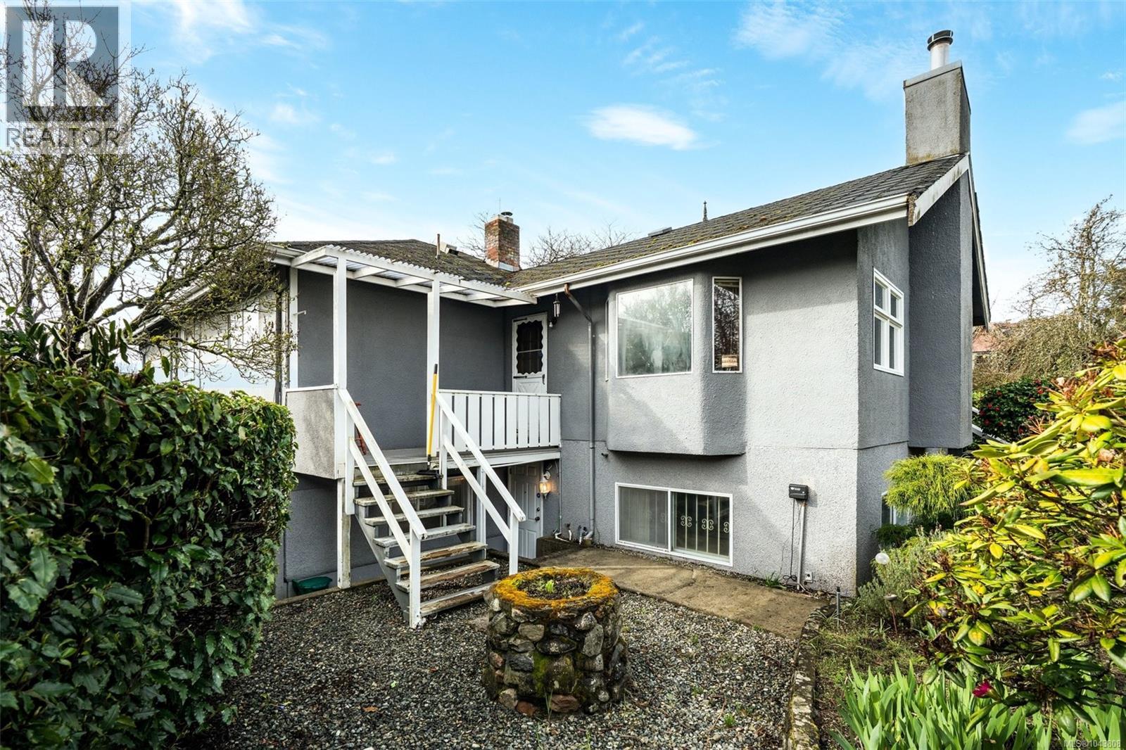 1790 Denman St - 25