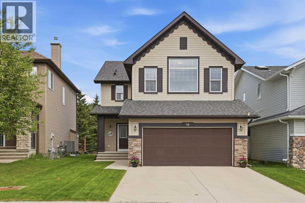 18 Drake Landing Crescent - 1