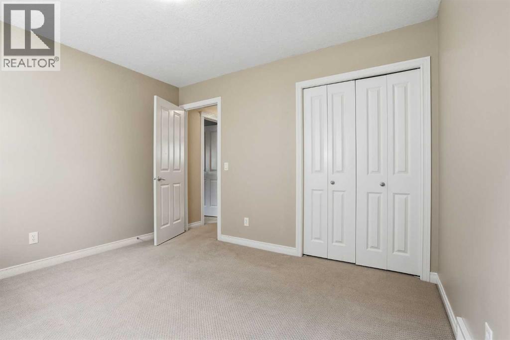 18 Drake Landing Crescent - 27