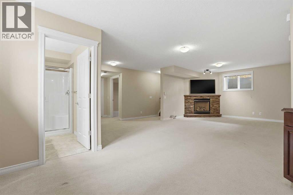 18 Drake Landing Crescent - 38
