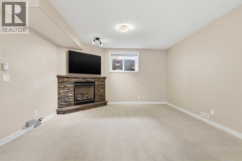 18 Drake Landing Crescent - 36