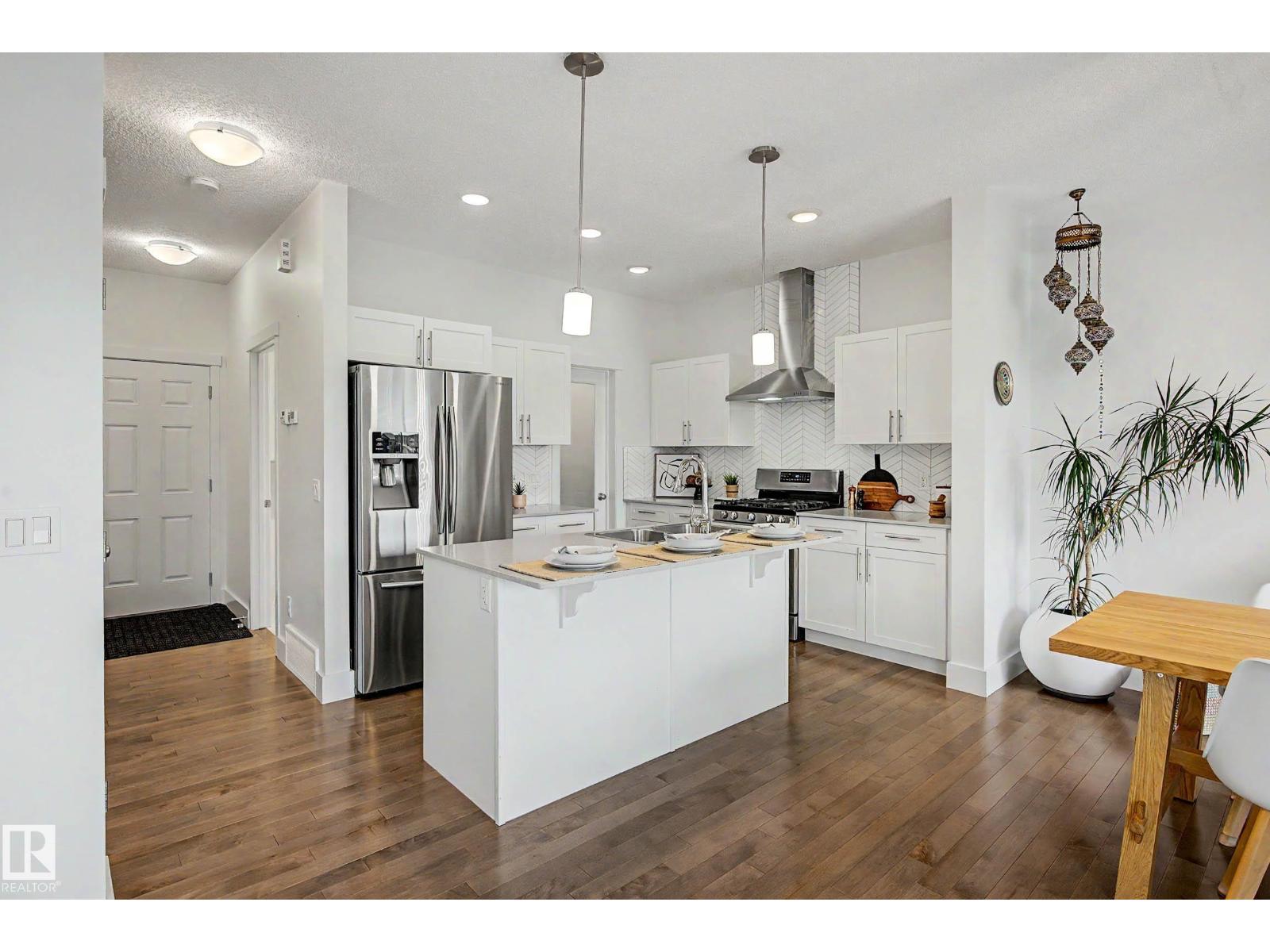 12120 177 AV NW - 14