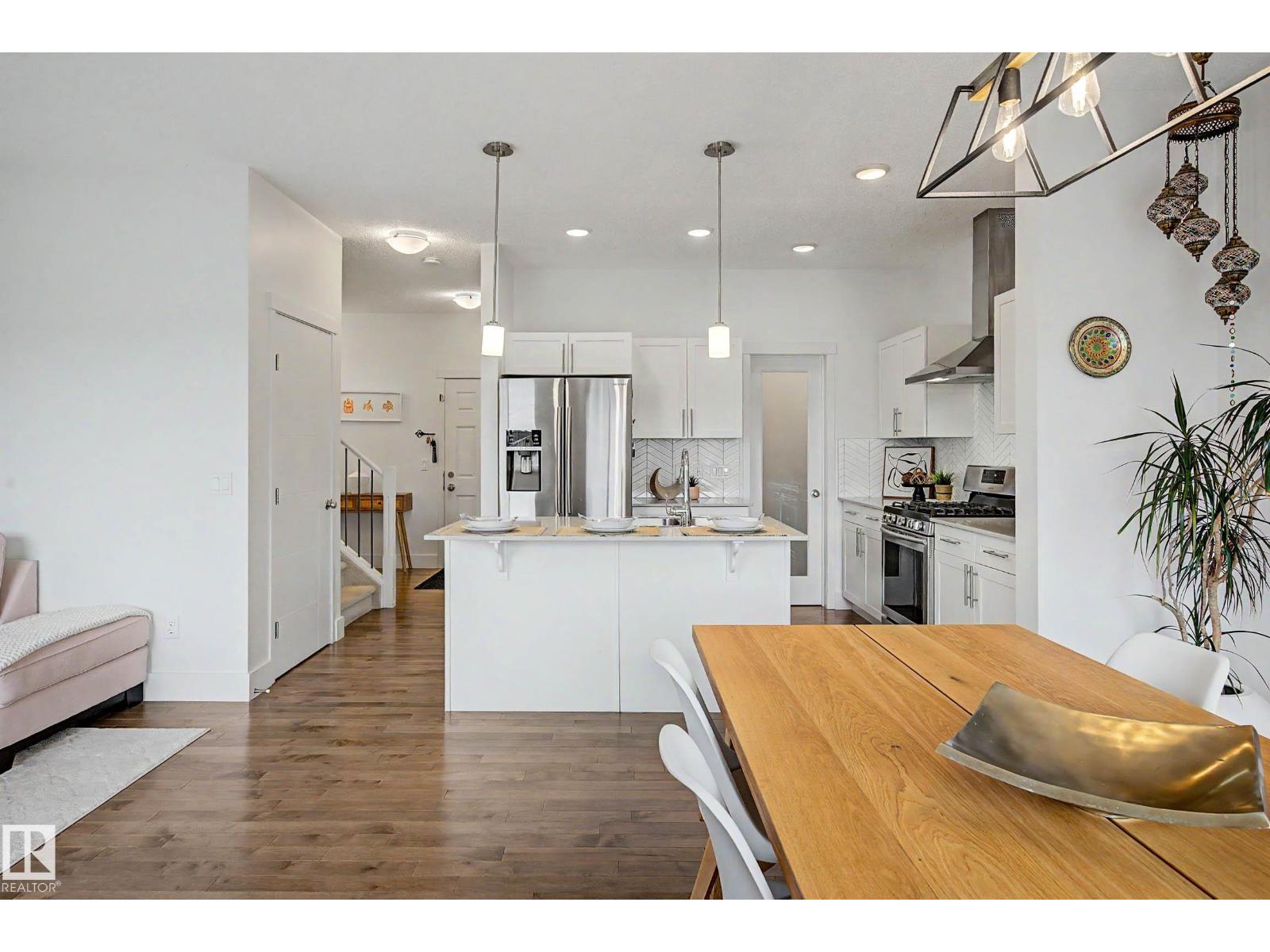 12120 177 AV NW - 15