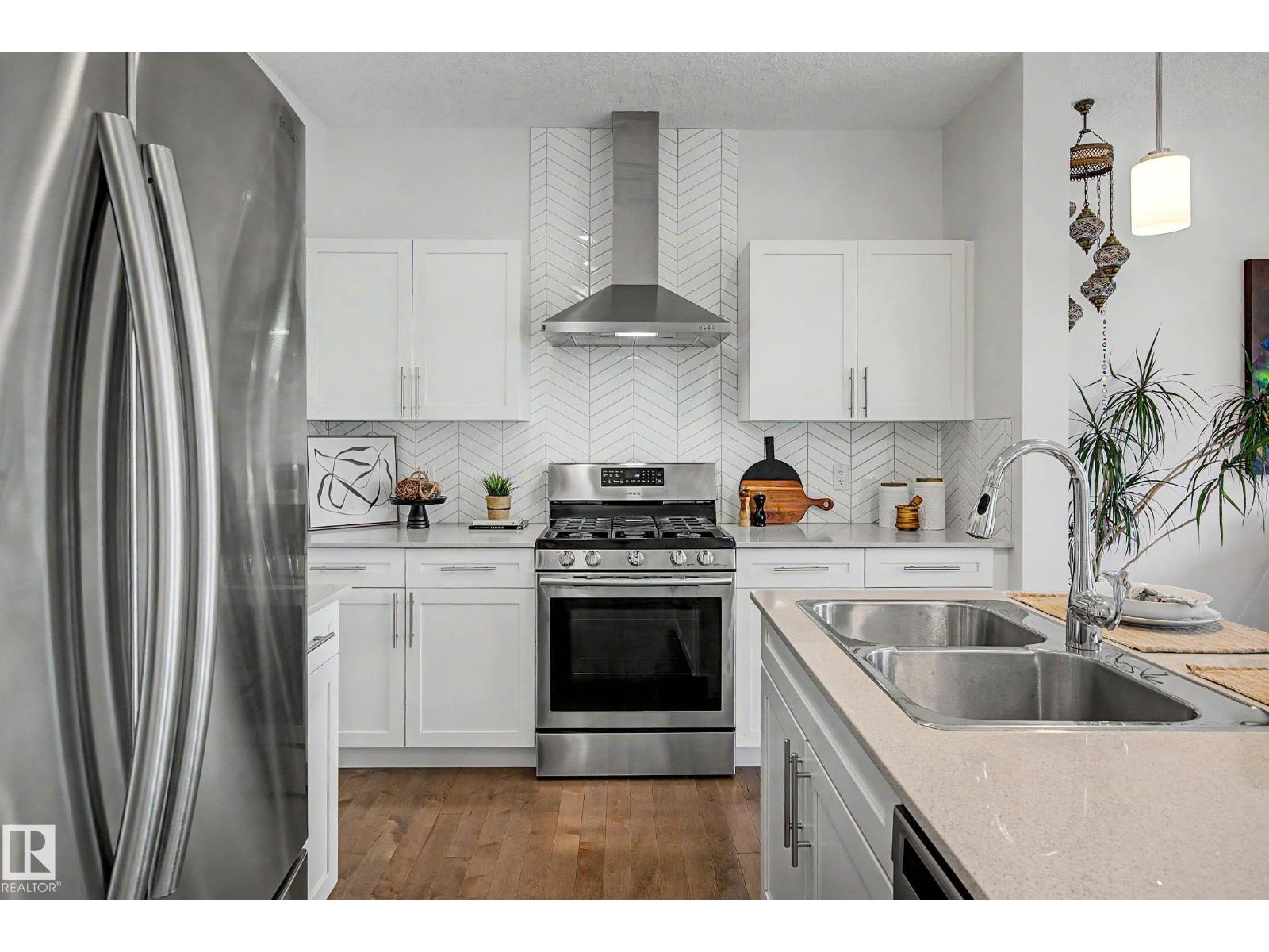 12120 177 AV NW - 16